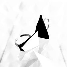 画像をギャラリービューアに読み込む, superfuture RING Piece of peace / white, black