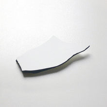 画像をギャラリービューアに読み込む, superfuture Brooch Piece of peace / white, black