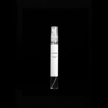 画像をギャラリービューアに読み込む, MIYAVIE Portable Room Fragrance Mist / ISE HINOKI