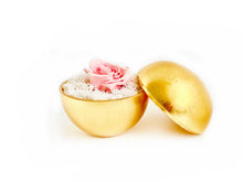 画像をギャラリービューアに読み込む, Flower of Love - globe "baby pink rose & white moss"