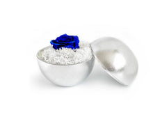 画像をギャラリービューアに読み込む, Flower of Love - globe "blue rose & white moss"