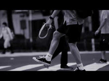 ギャラリービューアANYWAY - Portable Cushion Square / BLUEに読み込んでビデオを見る